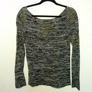 Black and Grey Sweater Junker Label by matix